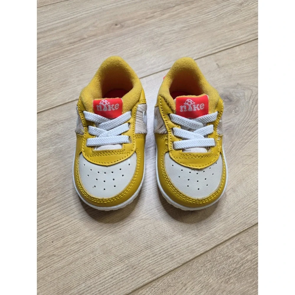 Nike Air Force 1 Crib Baby Shoes Sneakers Size 4C Yellow Ochre Mushroom
